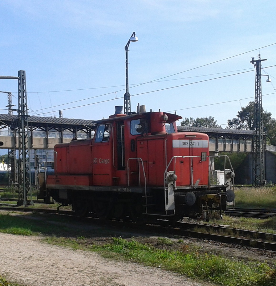 363 241-1 am 25.09.2011 in Freilassing (Bayern).