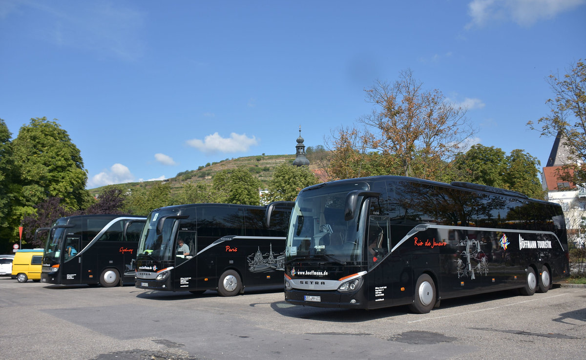 3stk Setra 517 HD von H�ffmann Reisen aus der BRD 2017 in Krems.