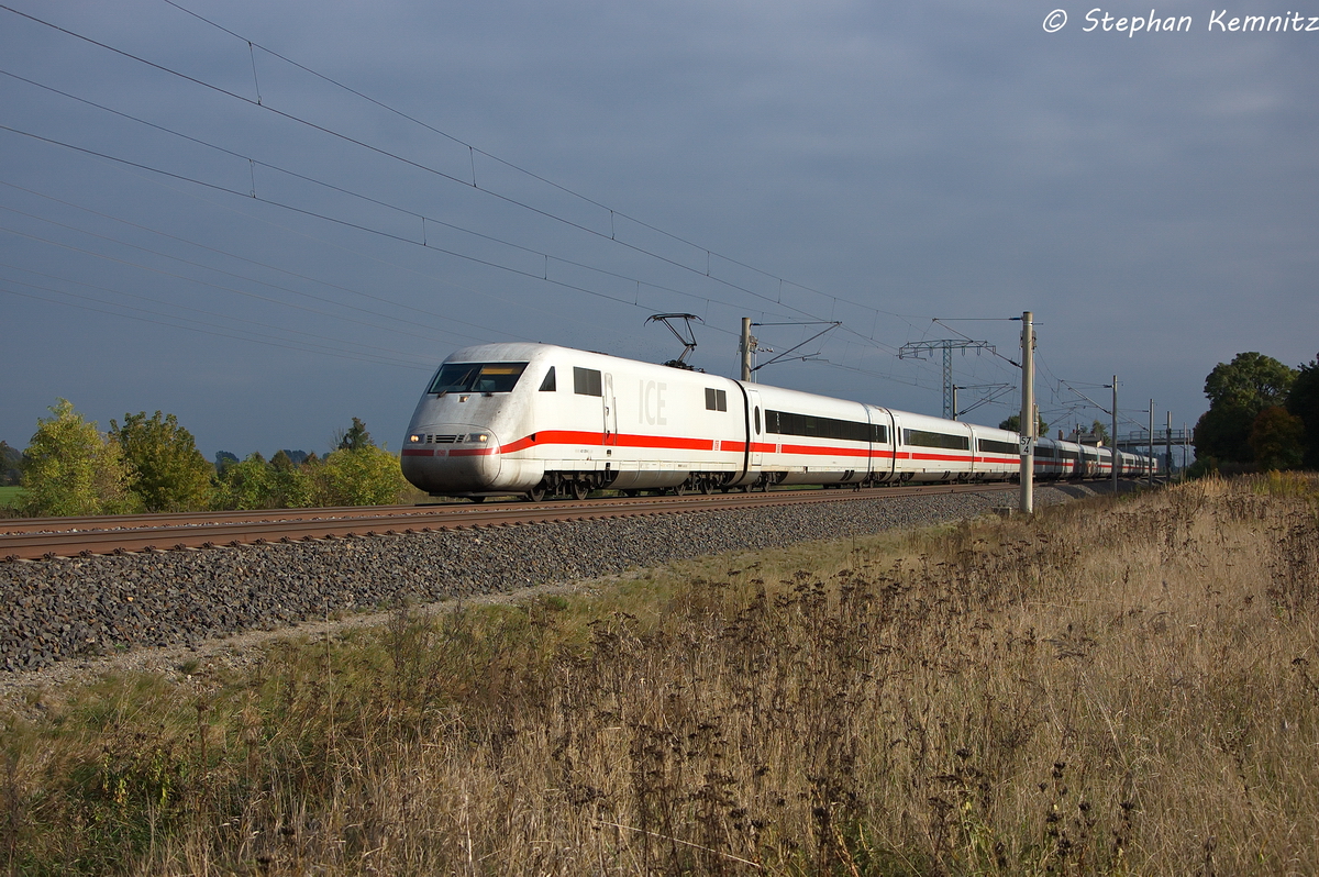 401 009-6 als ICE 693 von Berlin Hbf(tief) nach Mnchen Hbf in Vietznitz. 08.10.2013