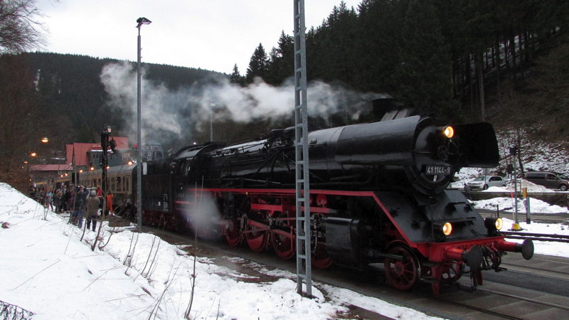 41 1144-9 bei Wasserfassen in Oberhof am 08.Feb.2014