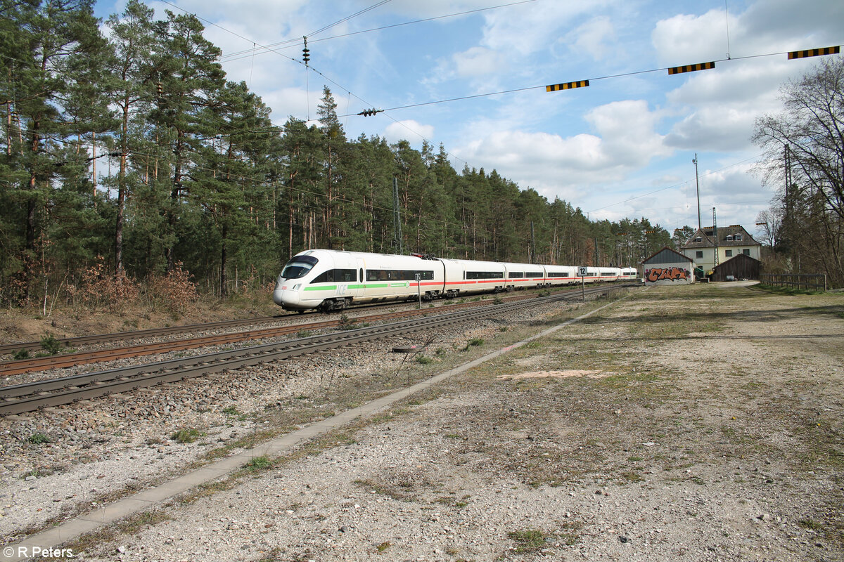 411 062-3  Vaihingen an der Enz  als ICE 26 Wien - Koblenz in Ochenbruck. 25.03.24