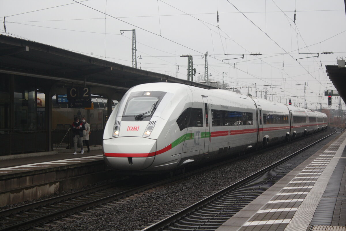 412 XXX im Bahnhof L�neburg am 4.1.22