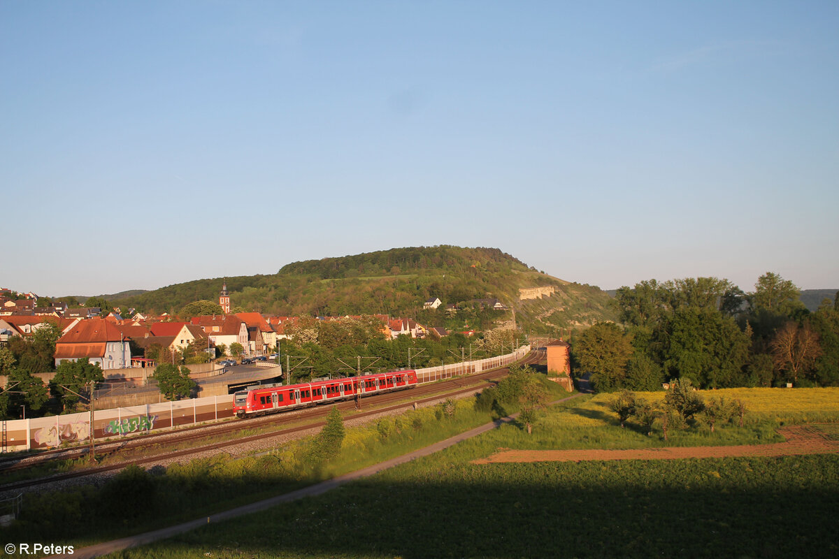 425 044-5 als RE55 RE4630 Würzburg - Frankfurt/Main in Retzbach-Zellingen. 11.05.24