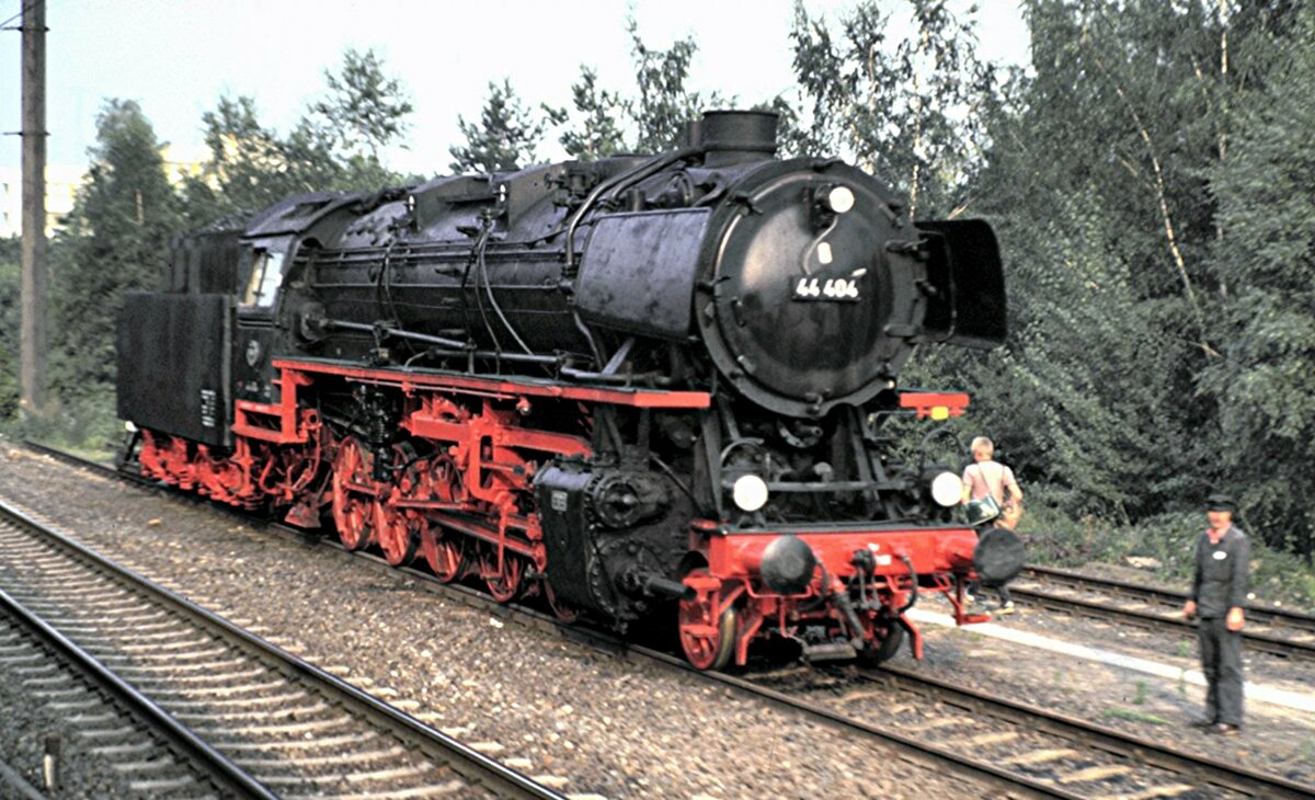 44 404 Reservelok beim Jubiläum 150 Jahre Deutsche Eisenbahn in Nürnberg am 14.09.1985.