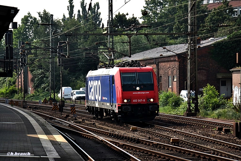 482 047-8 der SBB-CARGO fuhr lz am 24.04.14 durch hh-harburg