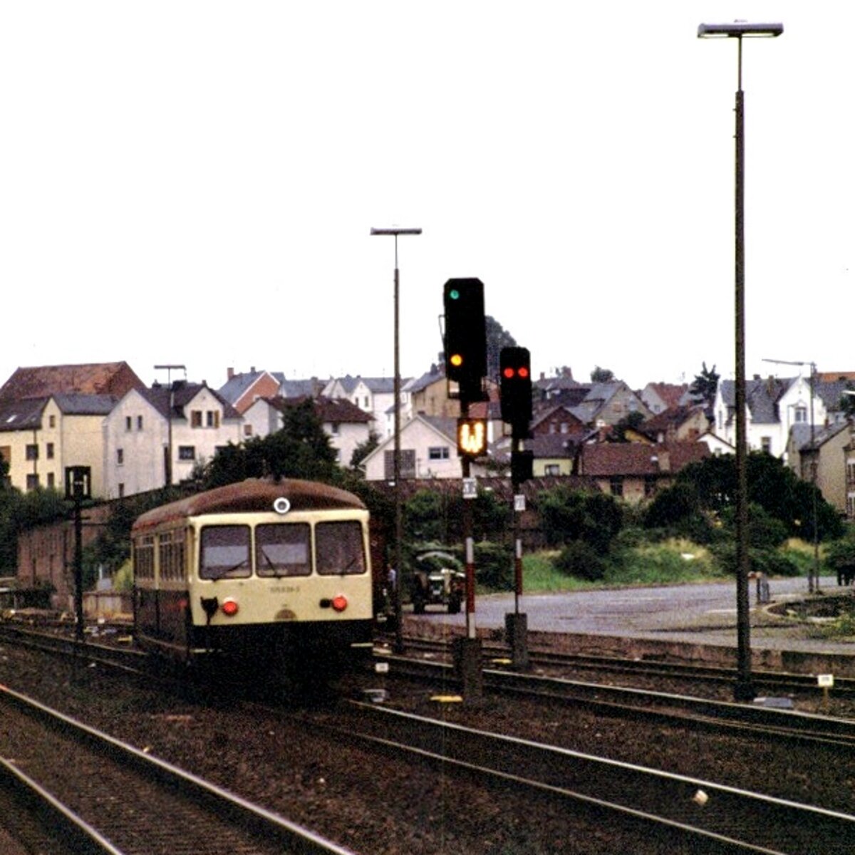 515 aus Diez ausfahrend Richtung  W  am 17.07.1979.