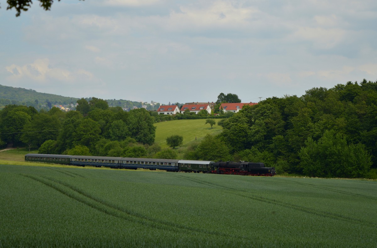 52 4867 (HEF) bei Schneidhain am 25.05.2015 (2)