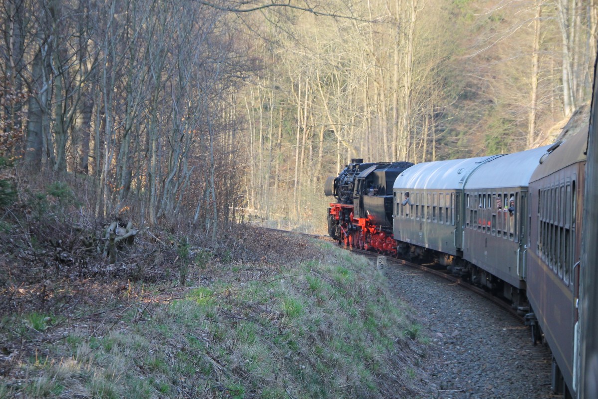 52 8079-7 auf der Fahrt von Meinigen nach Lutherstadt Wittenberg am 29.M�r.2014.