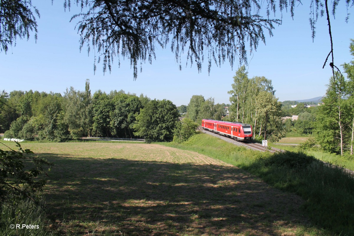 612 496 als RE Nürnberg - Cheb kurz hinter Marktredwitz. 05.06.15