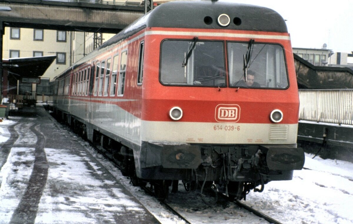 614 039-6 in Ulm an 30.11.1988.