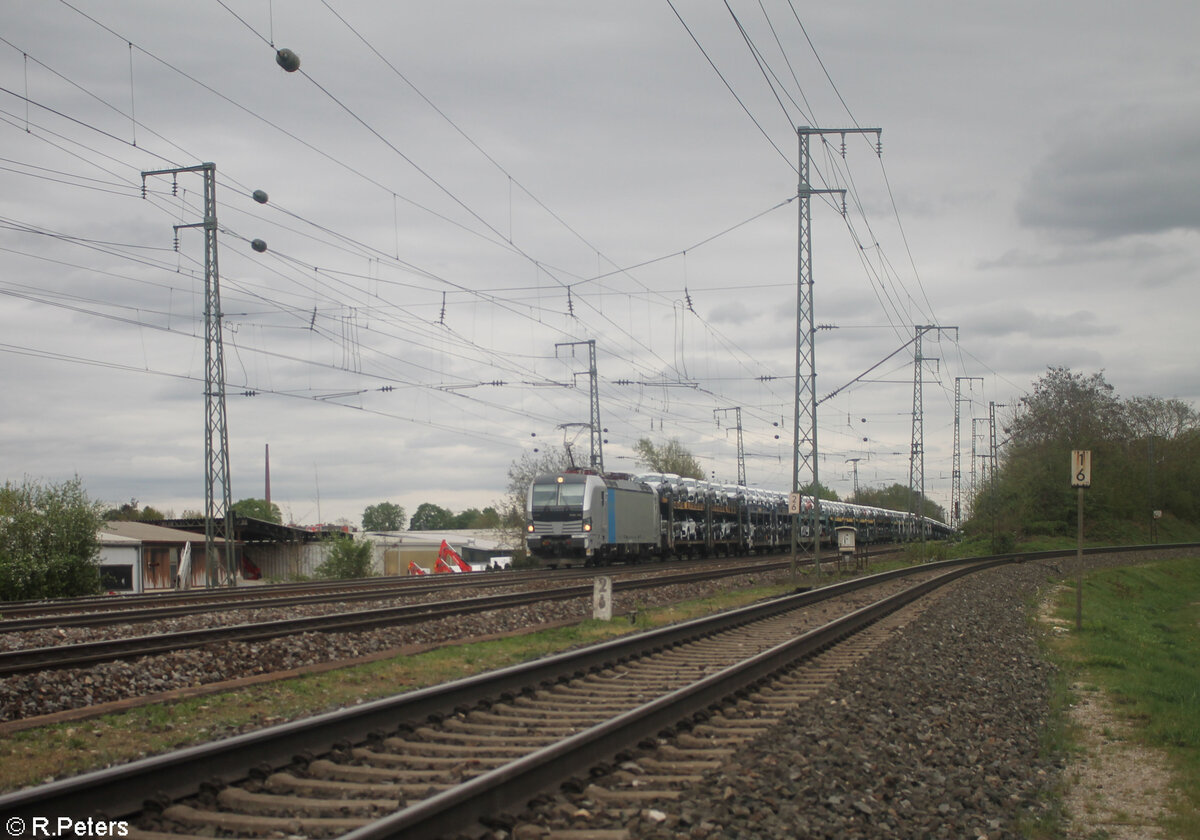 6193 140 zieht ein Autotransportzug durch Nürnberg Hohe Marter. 09.04.24