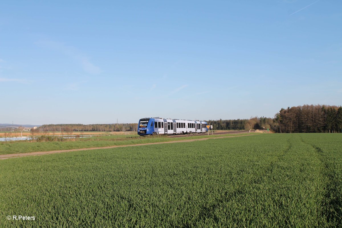 622 409 als OPB 79738 Regensburg - Marktredwitz bei Oberteich. 21.04.16