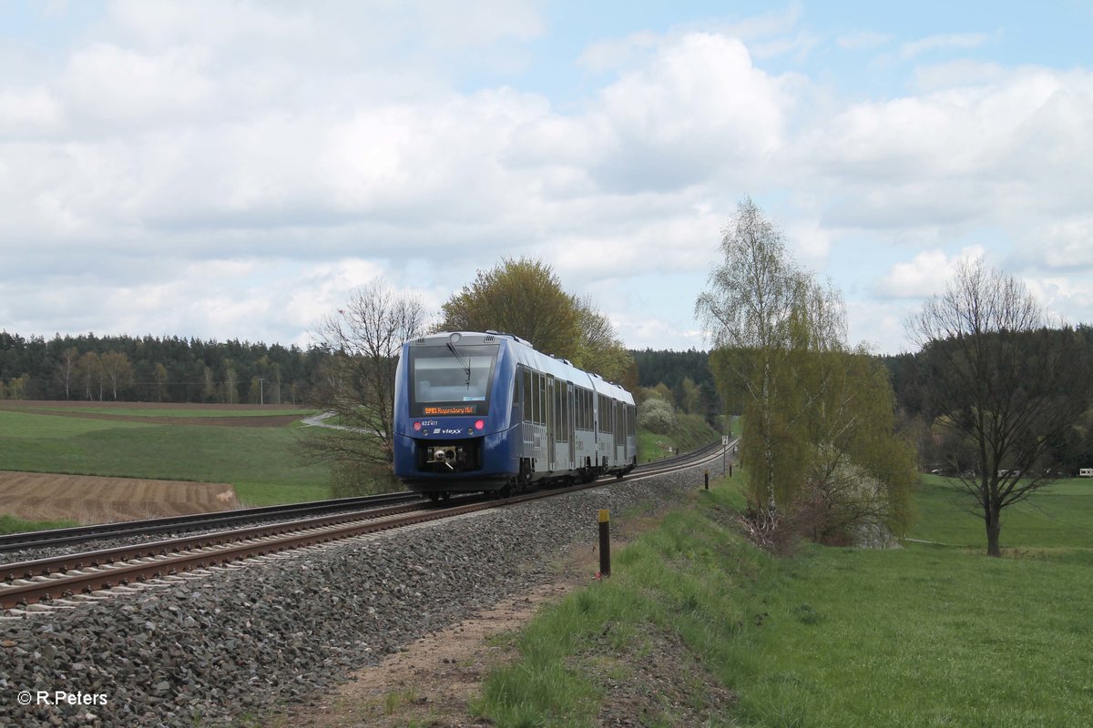 622 411 als OPB 79731 Marktredwitz - Schwandorf bei Naabdemenreuth. 24.04.16