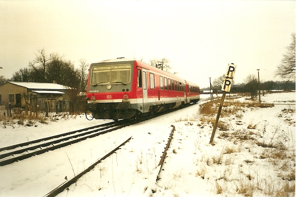 628 638 bei der Ausfahrt aus Lauterbach.