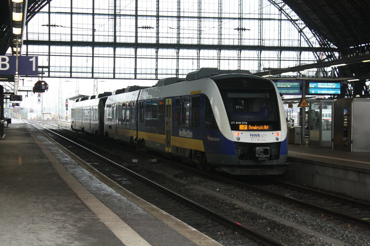 648 073 und 648 079 der NordWestBahn als RB58 mit Ziel Osnabr�ck Hbf im Bahnhof Bremen Hbf am 8.1.21