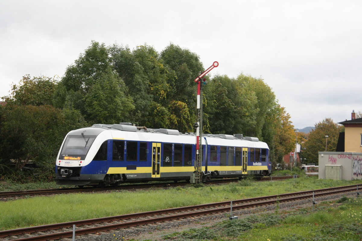 648 191/691 verl�sst als RB77 mit ziel Hildesheim Hbf den Bahnhof Rinteln am 14.10.20