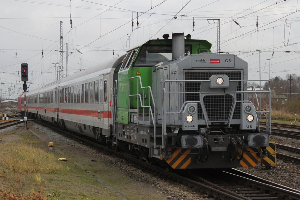 650 114-8 mit IC 2239(Rostock-Leipzig)bei der Bereitstellung im Rostocker Hbf.09.12.2016