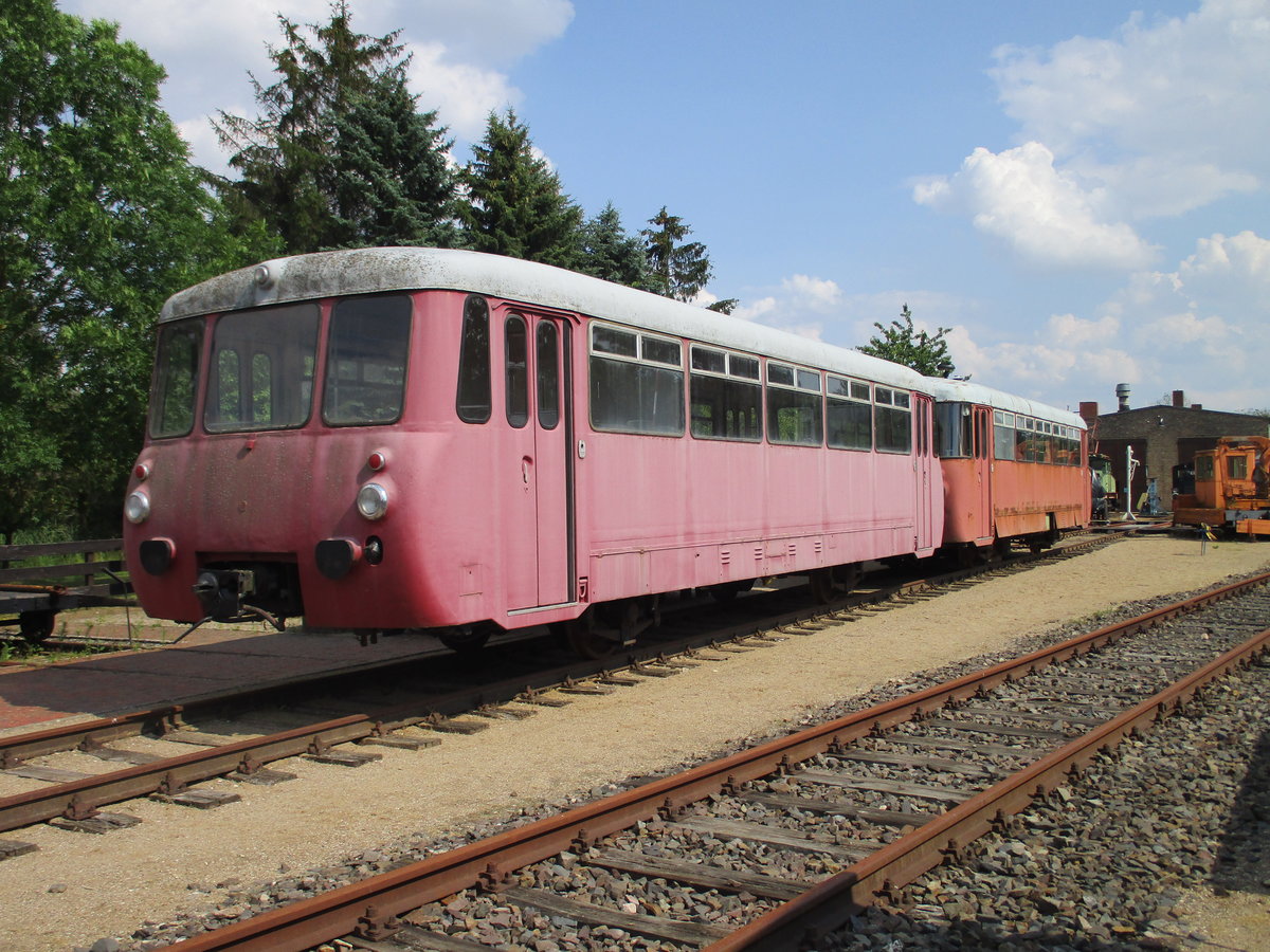 971 003 ist nicht betriebsfähig,trotzdem hat er im Eisenbahnmuseum Gramzow ein Zuhause.Aufnahme vom 27.Juni 2020.