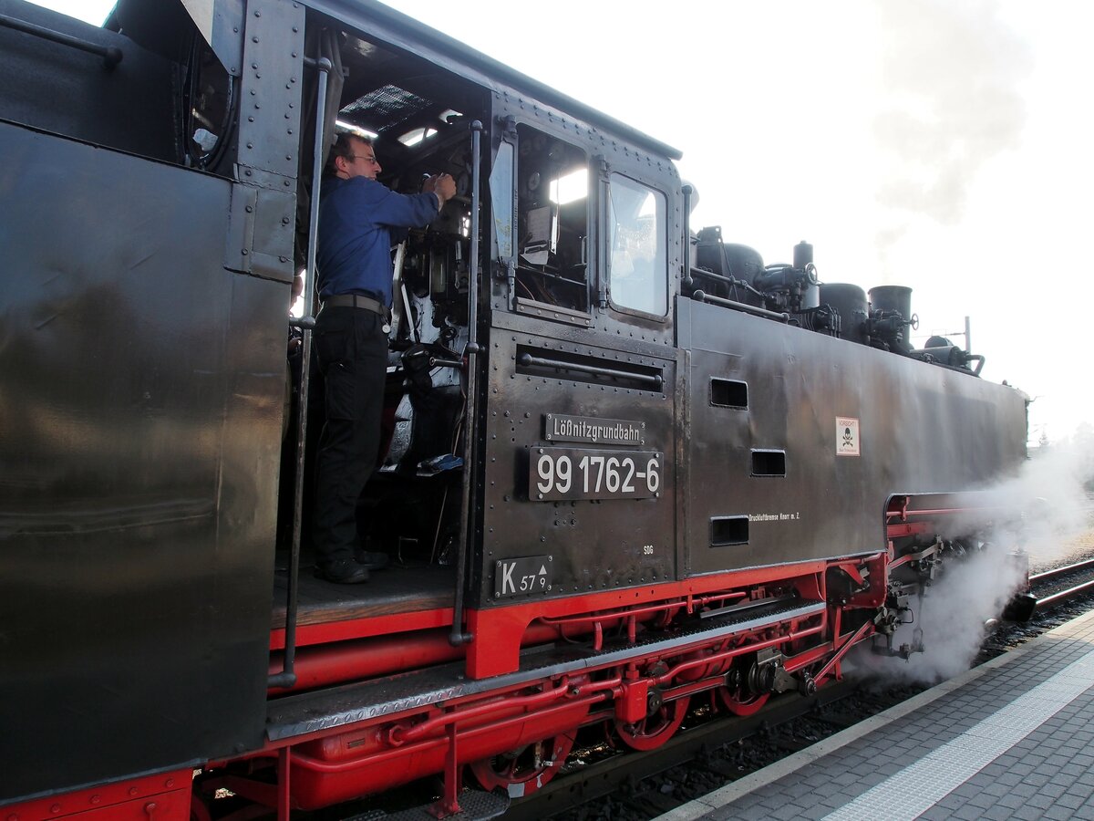99 1762-6 in Radebeul-Ost am 12.04.2016.