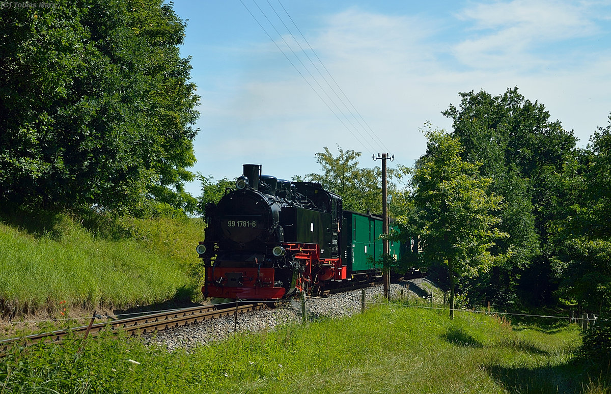 99 1781-6 mit P 102 in der Steigung vor Seelvitz am 23.07.2016