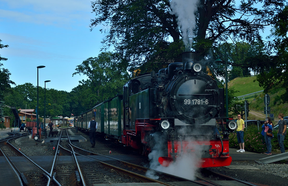 99 1781-6 mit P 230 in Göhren am 19.07.2016