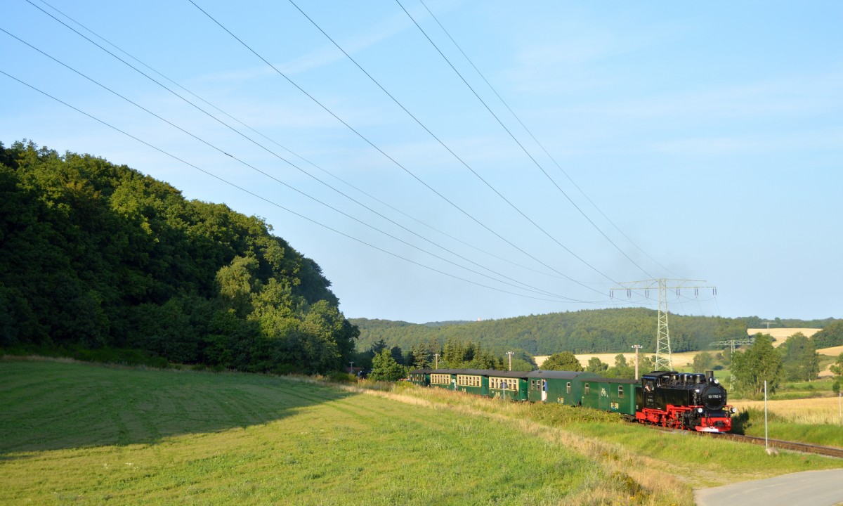 99 1782-4 erklimmt mit P 110 die Steigung vor Seelvitz am 06.08.2015