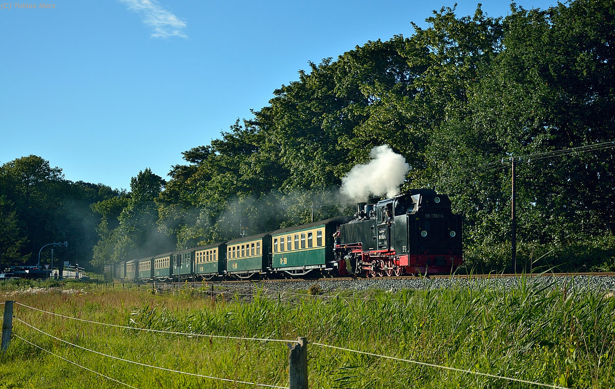 99 1782-4 mit P 111 vor Sellin Ost am 19.07.2016