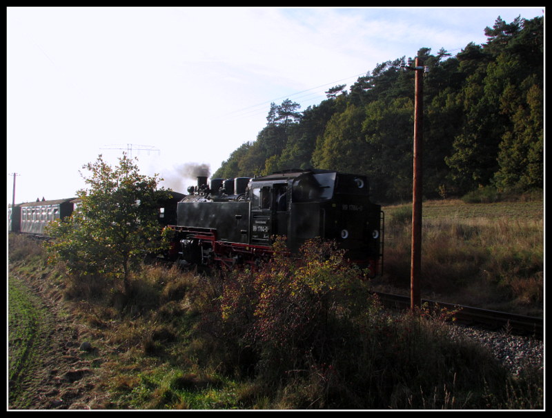 99 1784-0 kurz hinter Seelvitz mit P 109 am 14.Okt.2013