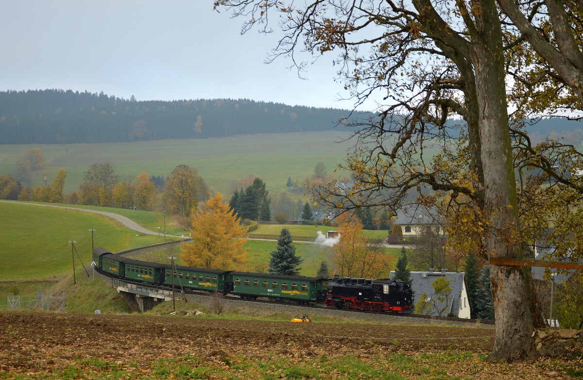 99 1785-7 mit P 1000 vor Cranzahl am 27.10.2015
