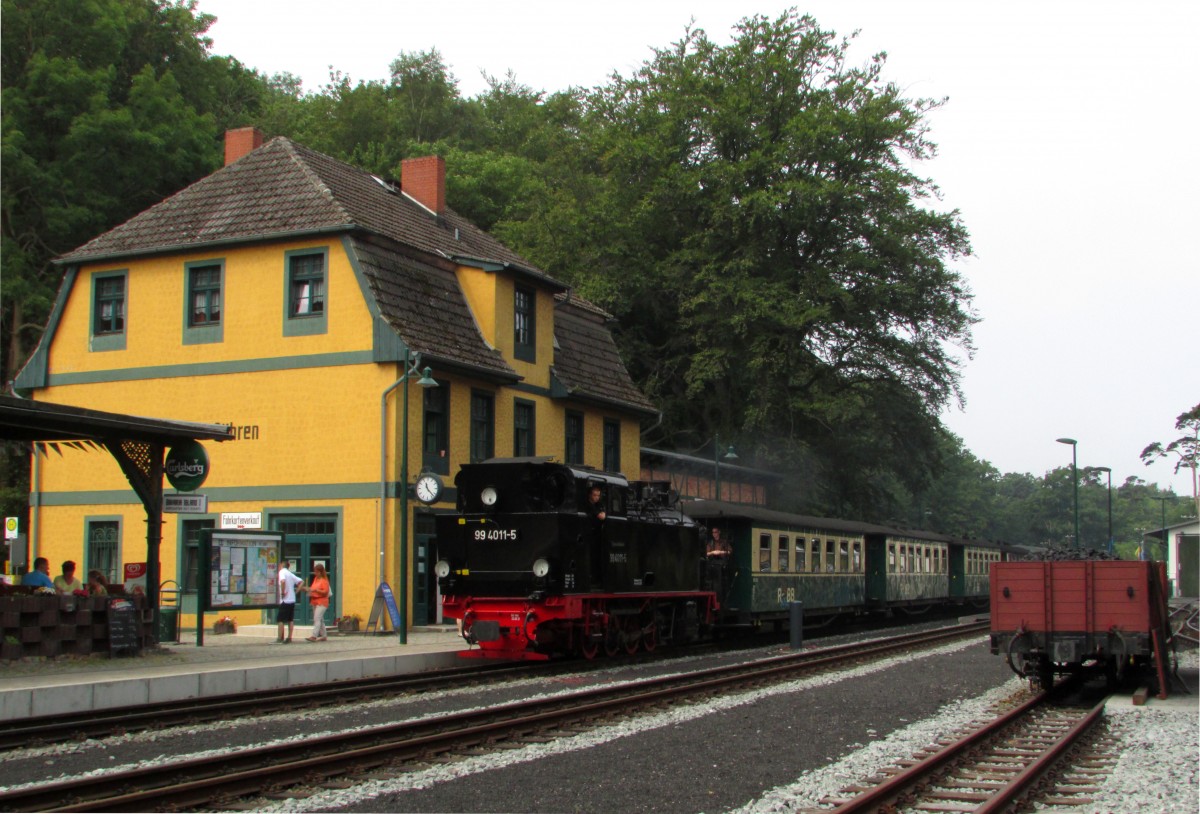 99 4011-5 bei der Einfahrt mit P 103 in Göhren am 29.07.2014