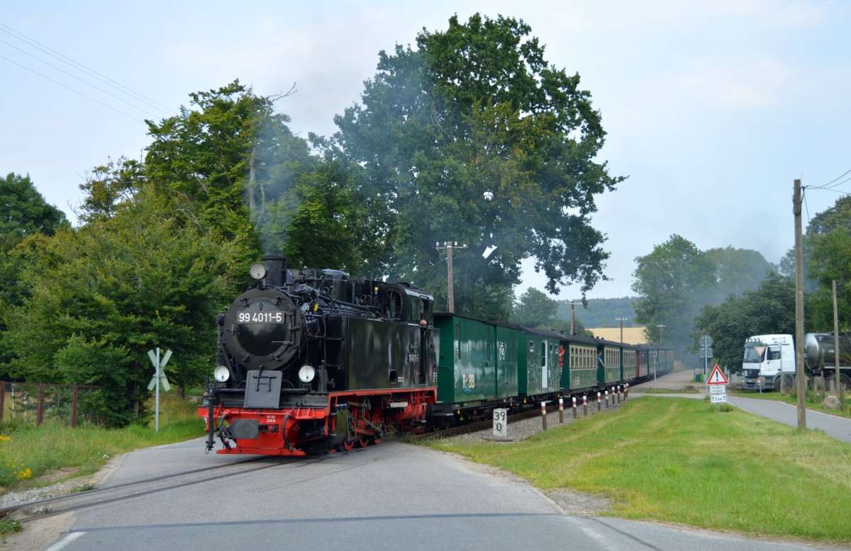 99 4011-5 durchfährt mit P 108 den Hp.Posewald am 04.08.2015