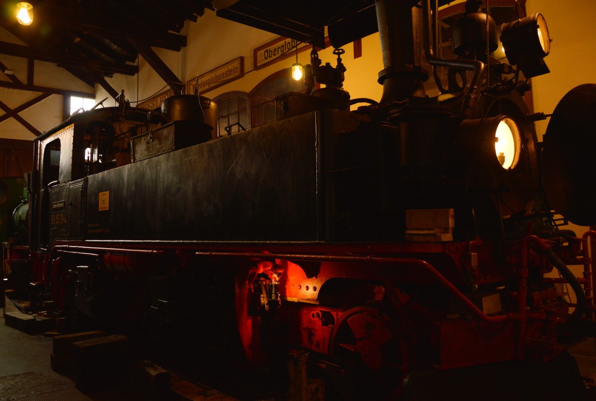 99 579 im Rittersgrüner Lokschuppen am 23.10.2015