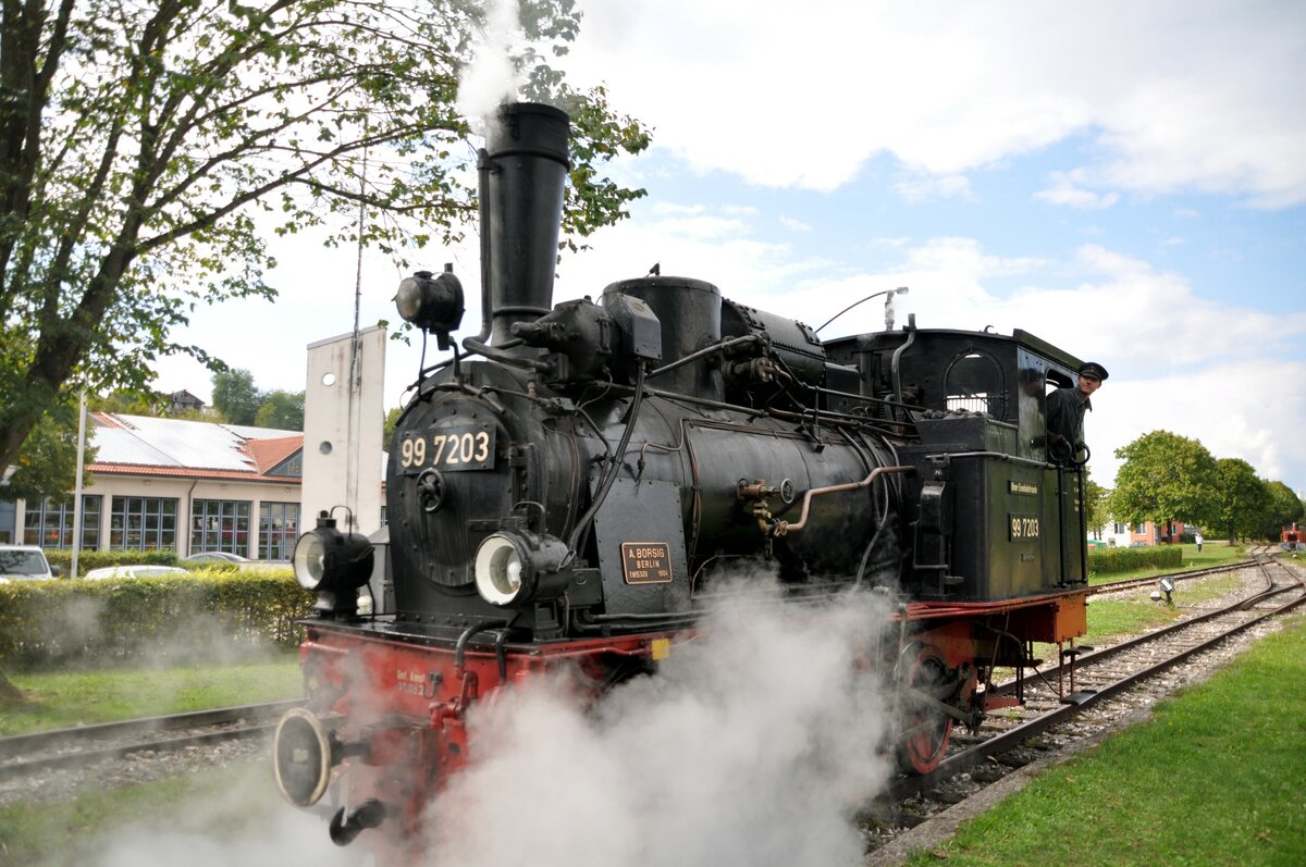 99 7203 der UEF in Amstetten am 11.09.2022. Die 99 7203 wurde unter der Fabrik Nr.5326 von Borsig in Berlin 1904 erbaut und fährt jetzt die Strecke Amstetten-Oppingen.