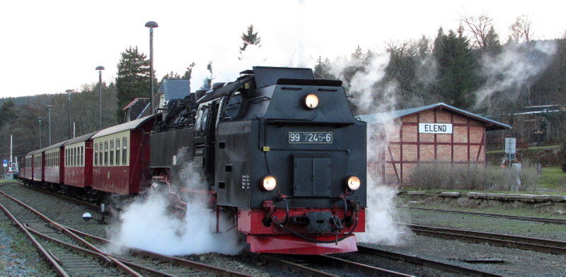 99 7245-6 am 10.Jan.2014 im Bahnhof Elend.