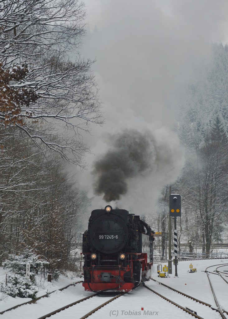 99 7245-6 beim Umsetzen in Eisfelder Talmühle am 04.01.2016.