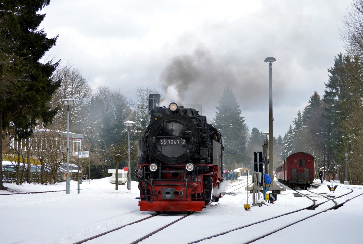 99 7247-2 beim Umfahren ihres Zuges in Drei-Annen-Hohne am 03.04.2015.(2)