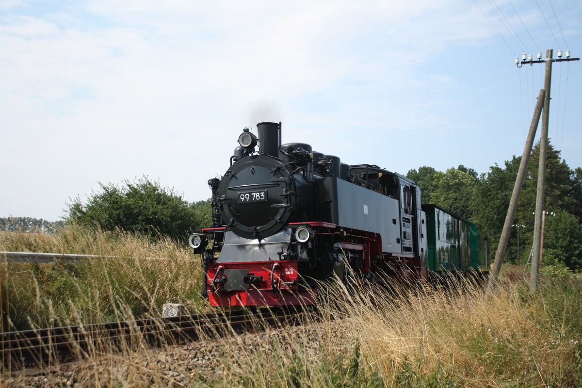 99 783 kurz vor Lauterbach (R�gen) am 26.7.21