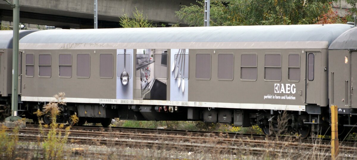 AEG Ausstellungswagen D-DB 61 80 89-90 670-4 WGmz in Ulm am 15.10.2010.