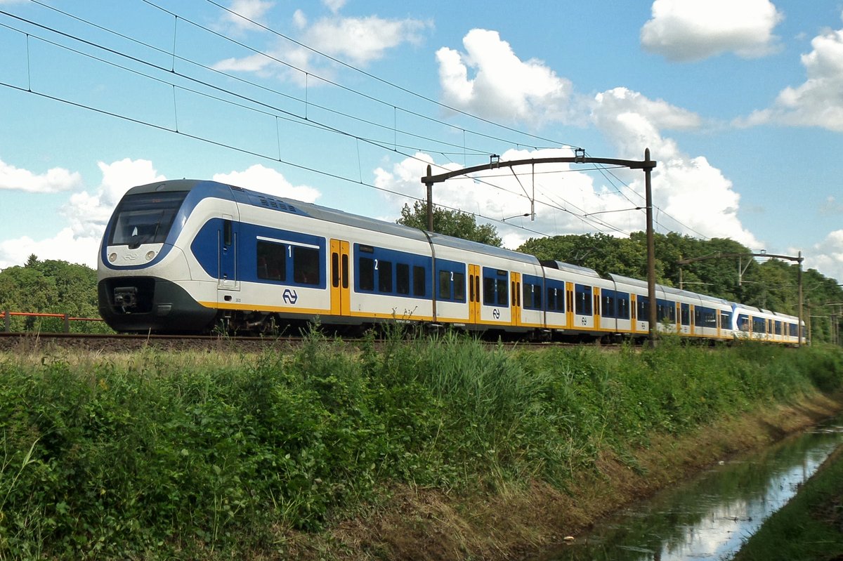 Am 14 Juli 2016 passiert 2633 Tilburg Oude Warande.