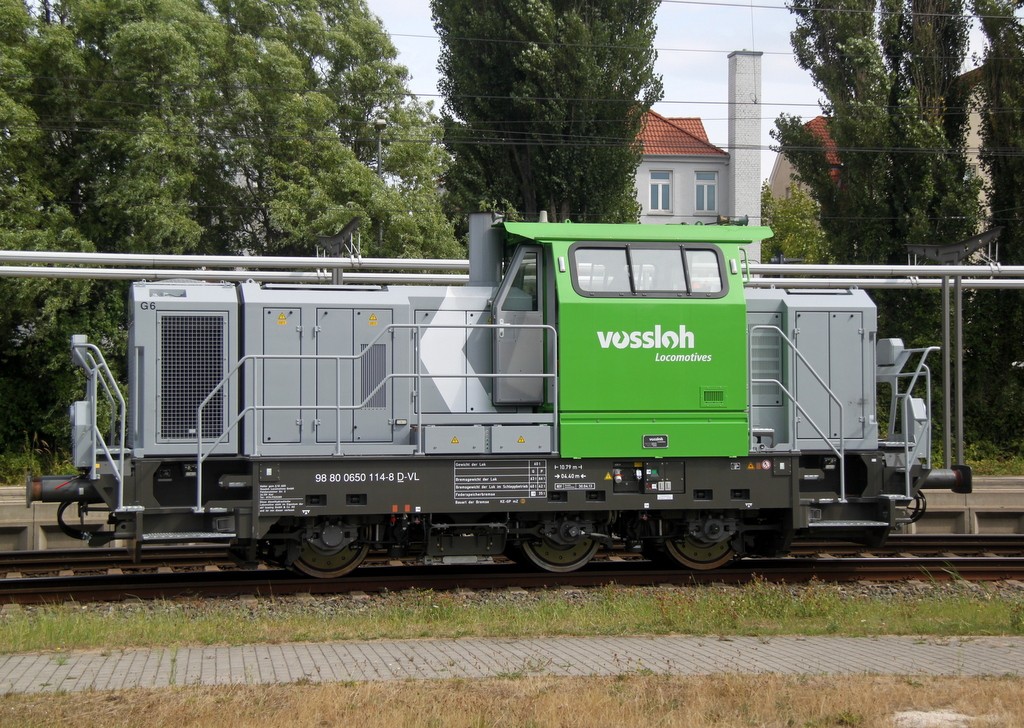am 16.08.2013 stand die Vossloh-Lok G6(650 114-8) im Rostocker Hbf.