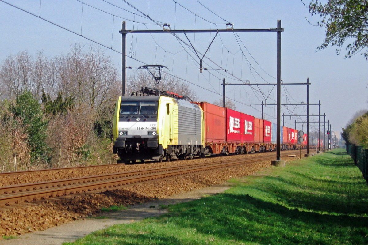 Am 19 Jänner 2019 durchfahrt LTE 189 203 Wijchen.