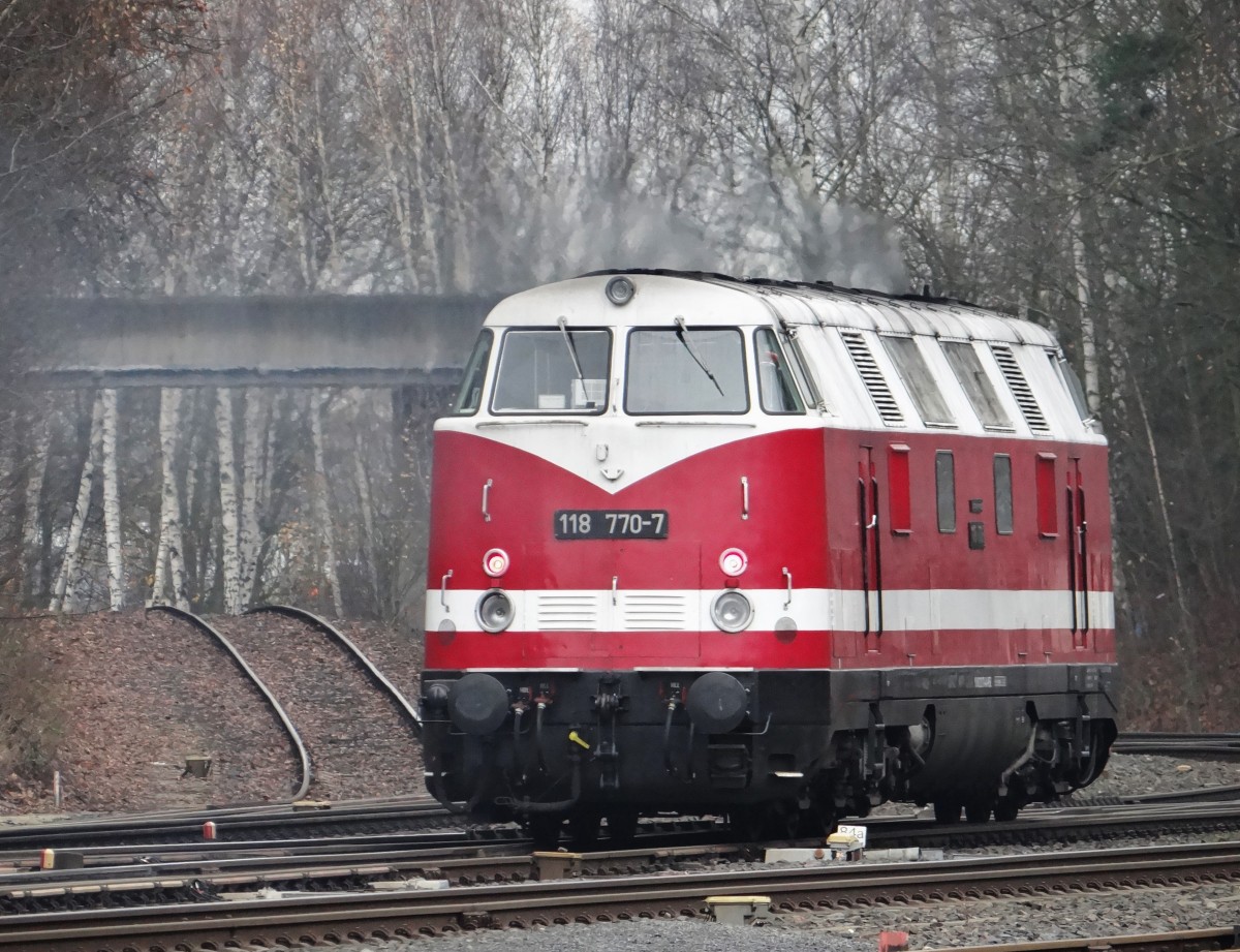 Am 22.11.13 brachte die 118 770 der MTEG mit einer ITEGRO ER 20 einen Kesselzug nach Marktredwitz. Hier zusehen bei der R�ckfahrt von Marktredwitz.