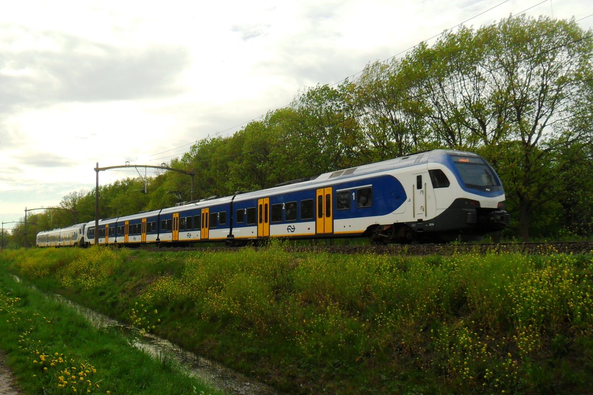 Am 24 April 2019 passiert NS 2514 Tilburg Oude Warande.