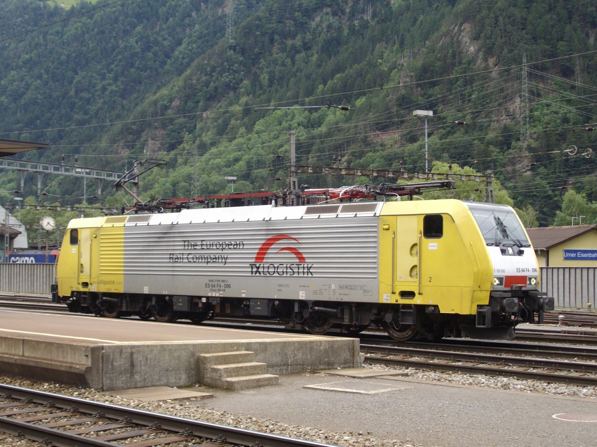 Am 26 Mai 2009 macht TX Log 189 996 Probefahrten in Erstfeld. 