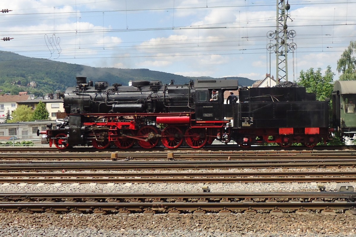 Am 31 Mai 2014 lauft 58 311 in Neustadt (Weinstrasse) um w�hrend das Dampfspektakel Rheinland-Pf�lz 2014.