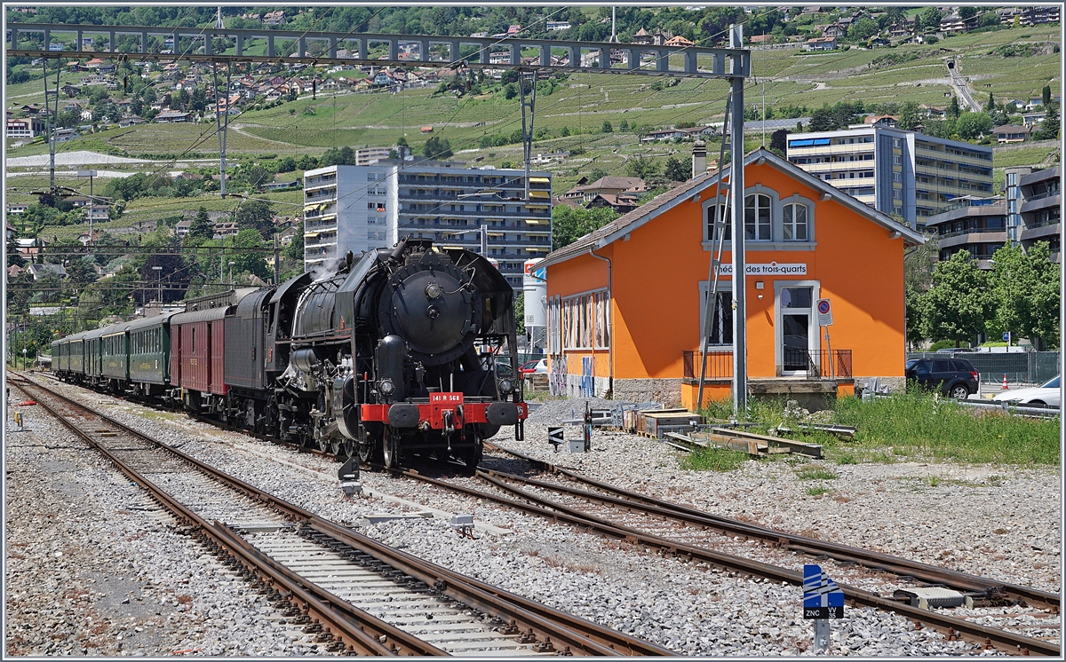 Am 8. Juni 2019 bot die Association 141 R 568 eine Dampfzug zum  Schweizer Dampffestival 2019  der Blonay-Chamby Bahn an, der welcher von Vallorbe via Genève nach Vevey fuhr, um den Fahrgästen wie gewohnt auch kulinarisch Auserlesenes zu bieten. 
In Vevey bestand Anschluss mit einem Blonay-Chamby-Extrazug nach Chaulin, die Rückfahrt erfolgt via Morges. 

Das Bild zeigt den in Vevey angekommen Dampfzug beim zurückstossen auf ein Abstellgleis.  

8. Juni 2019