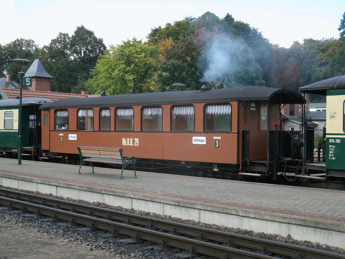 Angeheizt wurde,am 29.September 2013,in Putbus der Traditionswagen Nr.29.