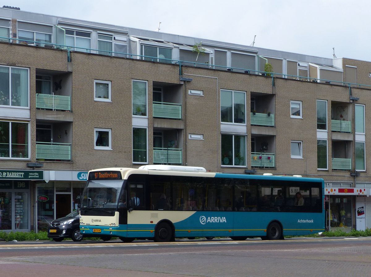 Arriva Bus 8439 Cummins SB200 VDL-Berkhof Baujahr 2010. Raadhuisstraat, Doetinchem 12-06-2019.

Arriva bus 8439 Cummins SB200 VDL-Berkhof bouwjaar 2010. Raadhuisstraat, Doetinchem 12-06-2019.