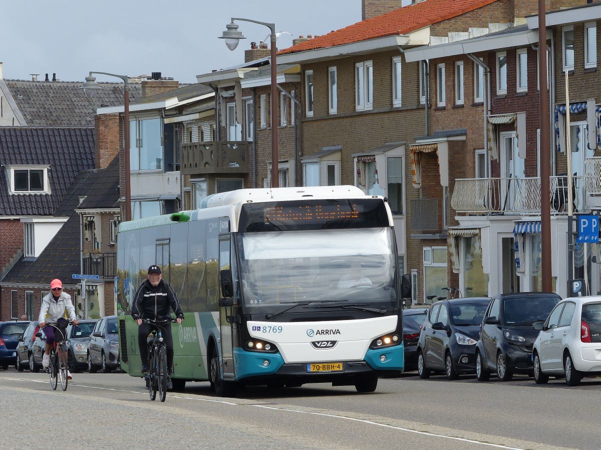 Arriva Bus 8769 DAF VDL Citea LLE120 Baujahr 2012. Boulevard, Katwijk 08-09-2019.

Arriva bus 8769 DAF VDL Citea LLE120 bouwjaar 2012. Boulevard, Katwijk 08-09-2019.