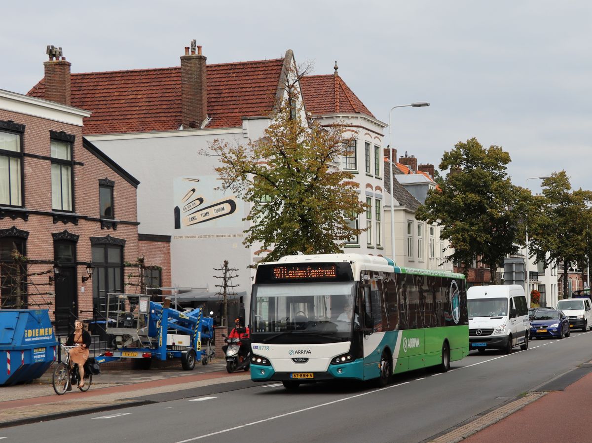 Arriva Bus 8778 DAF VDL Citea LLE120 Baujahr 2012. Hoge Rijndijk, Leiden 20-09-2021.

Arriva bus 8778 DAF VDL Citea LLE120 bouwjaar 2012. Hoge Rijndijk, Leiden 20-09-2021.